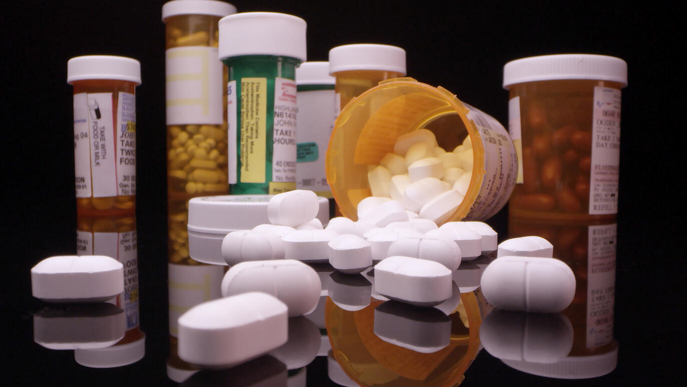 Opioide bergen die Gefahr des Missbrauchs und der Abhängigkeitsentwicklung. (Symbolbild Shutterstock)