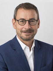 Daniel Heller Portrait