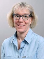 Yvonne Keller Portrait