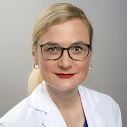 Cornelia Leo Portrait