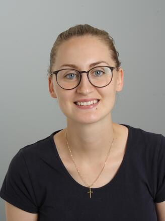 Stefi Culap Portrait