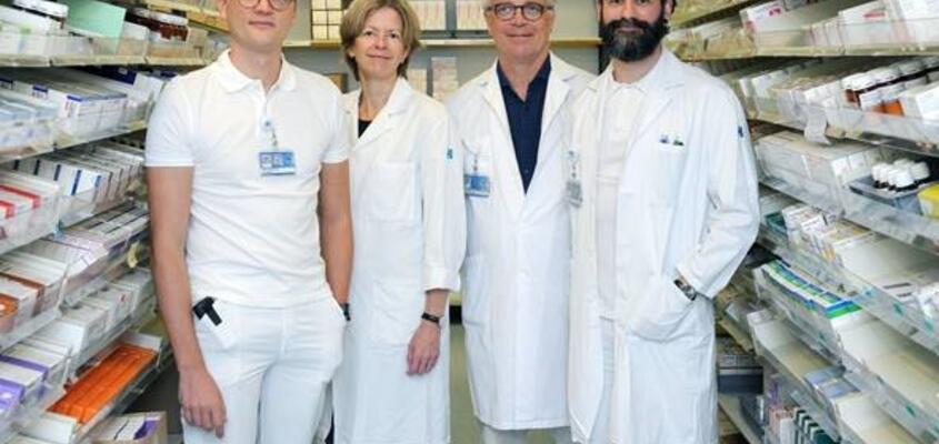 Das Studienteam in der KSB-Apotheke (von links): Studienapotheker Marcel Rainer, Prof. Maria Wertli (Direktorin Departement I...