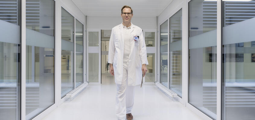 PD Dr. med. Lukas Hefermehl, Chefarzt Urologie am KSB